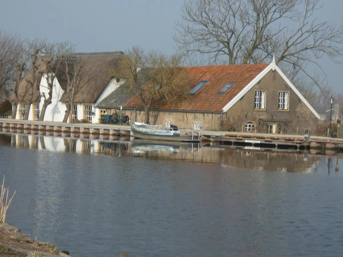 B&B Rechthuis Van Zouteveen Schipluiden 4*,  Netherlands