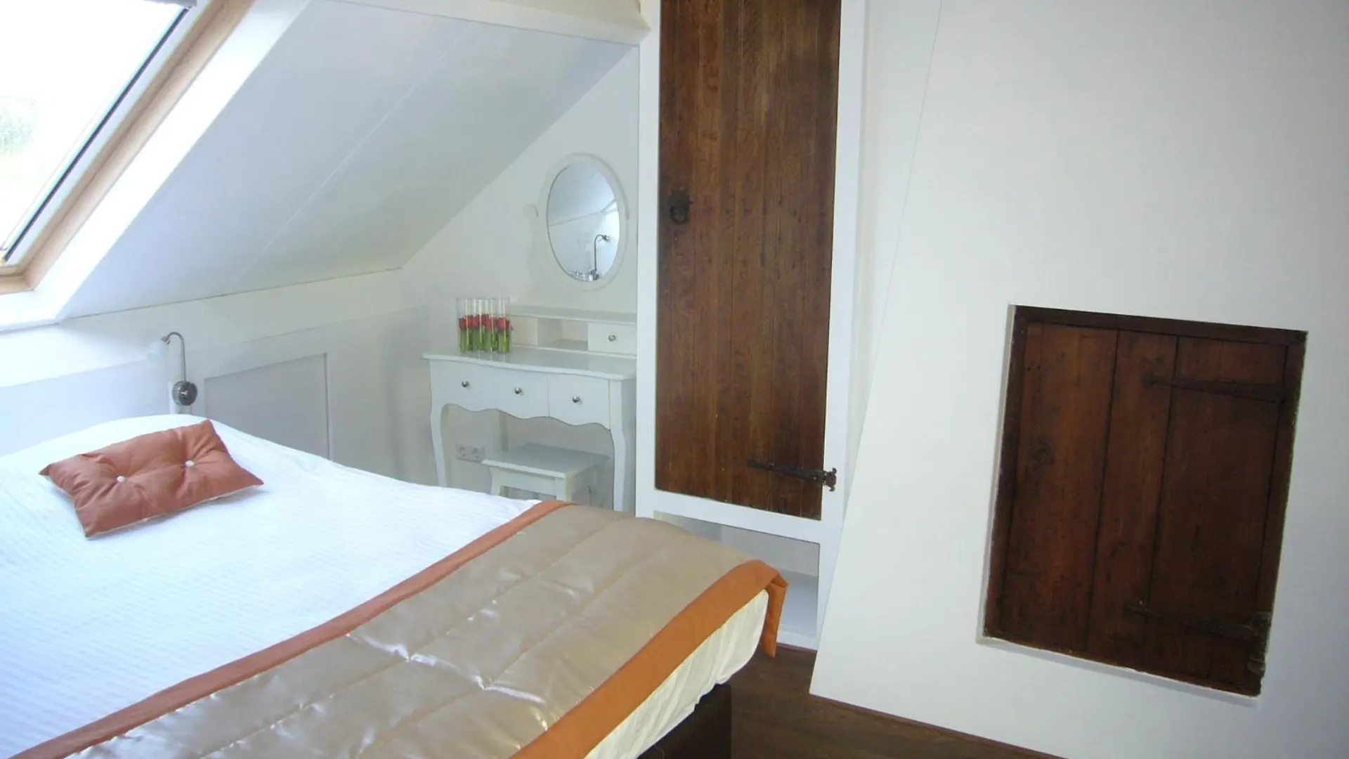 B&B Rechthuis Van Zouteveen Schipluiden Bed & Breakfast